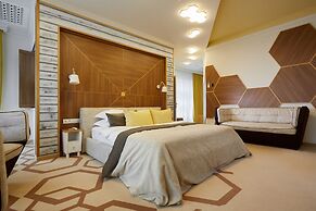 Riviera Wellness Resort