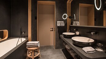 Riviera Wellness Resort