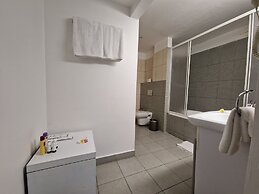 Itsandra Beach Hotel & Resort