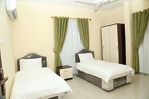 Golden Seasons Furnished Apartments 4