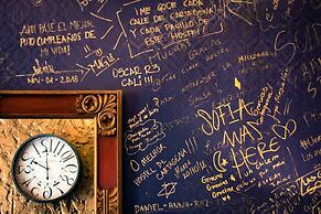 The Clock Hostel And Suites