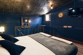 The Clock Hostel And Suites