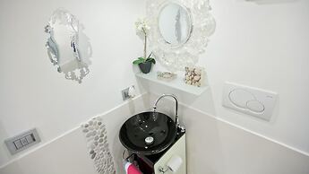 Rental In Rome Colour Colosseum Loft