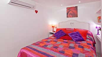 Rental In Rome Colour Colosseum Loft