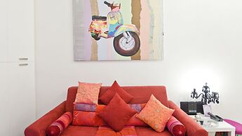 Rental In Rome Colour Colosseum Loft