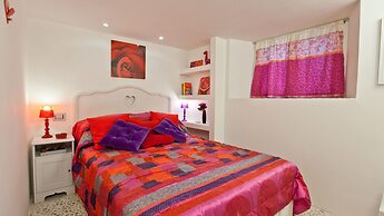 Rental In Rome Colour Colosseum Loft