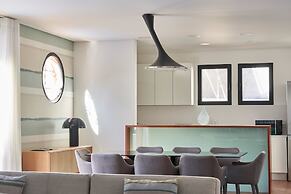 Funchal Charming Villa for 2 at 4 Pers.