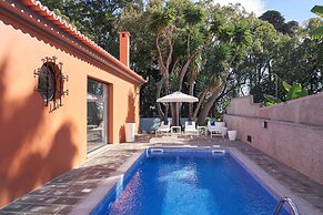 Funchal Charming Villa for 2 at 4 Pers.