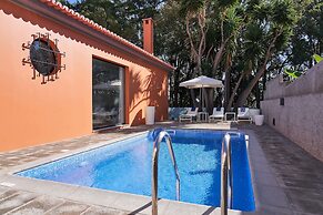 Funchal Charming Villa for 2 at 4 Pers.