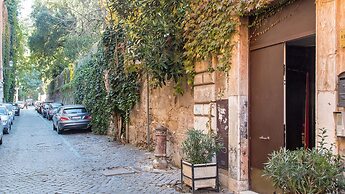 Rental In Rome Riari Garden Luxury