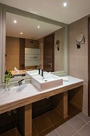 Hotel Blue Dream Palace Tripiti Resort