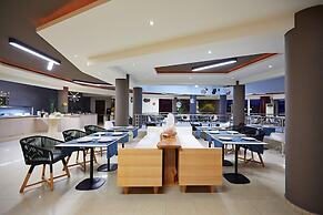 Hotel Blue Dream Palace Tripiti Resort