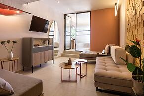 Hotel Blue Dream Palace Tripiti Resort