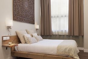 Hotel Radha