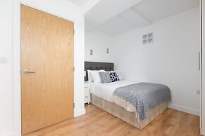 Skyvillion Tower Points - Tower Point Lovely apartment in Enfield Lond