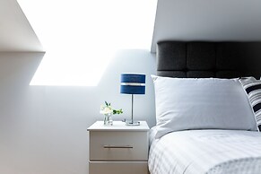 Skyvillion Tower Points - Tower Point Lovely apartment in Enfield Lond