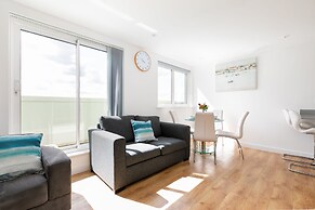 Skyvillion Tower Points - Tower Point Lovely apartment in Enfield Lond