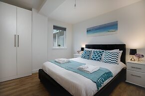 Skyvillion Tower Points - Tower Point Lovely apartment in Enfield Lond