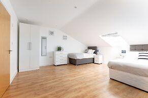 Skyvillion Tower Points - Tower Point Lovely apartment in Enfield Lond