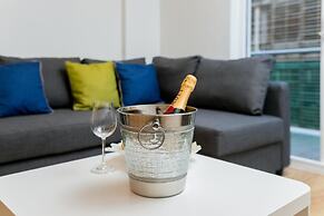 Skyvillion Tower Points - Tower Point Lovely apartment in Enfield Lond