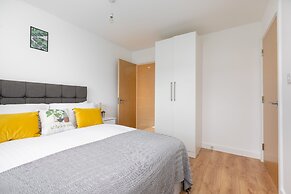 Skyvillion Tower Points - Tower Point Lovely apartment in Enfield Lond