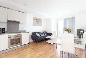 Skyvillion Tower Points - Tower Point Lovely apartment in Enfield Lond