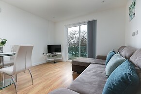 Skyvillion Tower Points - Tower Point Lovely apartment in Enfield Lond
