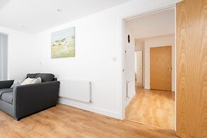 Skyvillion Tower Points - Tower Point Lovely apartment in Enfield Lond
