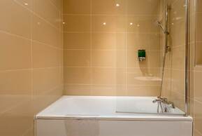 Skyvillion Tower Points - Tower Point Lovely apartment in Enfield Lond