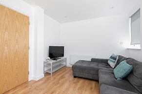 Skyvillion Tower Points - Tower Point Lovely apartment in Enfield Lond