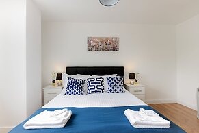 Skyvillion Tower Points - Tower Point Lovely apartment in Enfield Lond