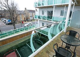Skyvillion Tower Points - Tower Point Lovely apartment in Enfield Lond