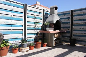 Falling Lakes Hostel