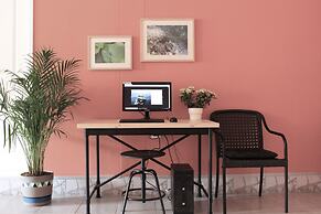 Falling Lakes Hostel