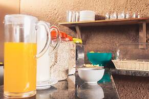 Hostal Valle Mistral - Hostel