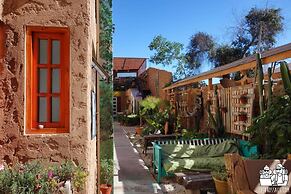 Hostal Valle Mistral - Hostel