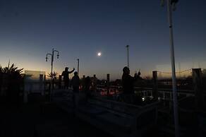 Hostal Valle Mistral - Hostel