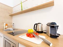 SKY9 Apartments City Center