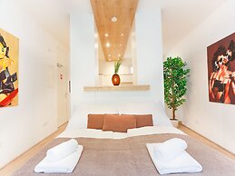 SKY9 Apartments City Center