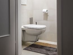 SKY9 Apartments City Center