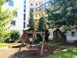 SKY9 Apartments City Center