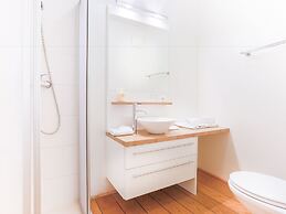 SKY9 Apartments City Center