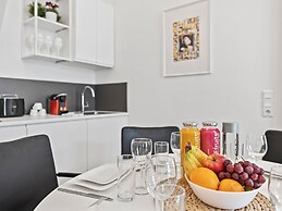 SKY9 Apartments City Center