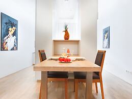 SKY9 Apartments City Center