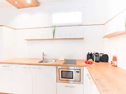 SKY9 Apartments City Center