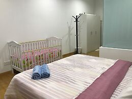 KL Gateway Luxury Apartment