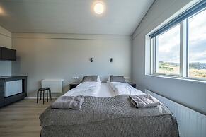 Dis Cottages