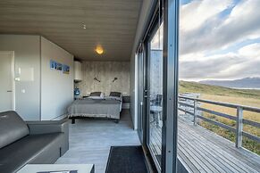 Dis Cottages