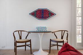 The Monkey Tree by AvantStay – Mid-Century Modern Oasis with Pool