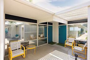 The Monkey Tree by AvantStay – Mid-Century Modern Oasis with Pool